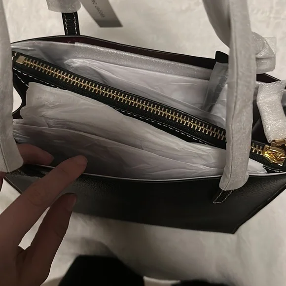 Marc Jacobs hand bag